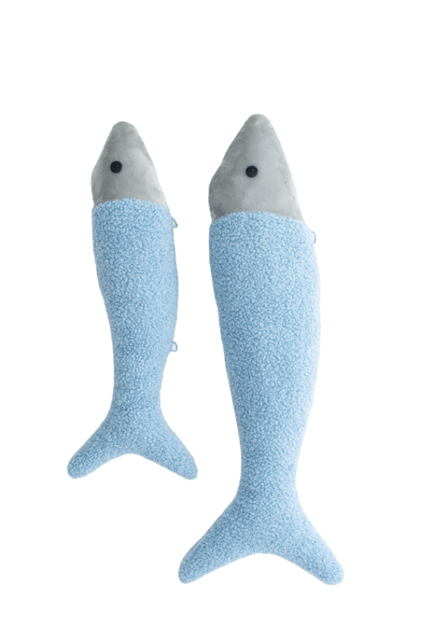 Set aus grauem Beluga und zwei Fischen
