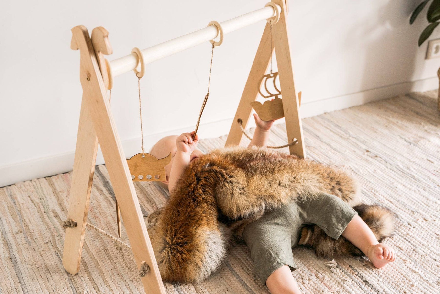 Baby-Gym aus Holz