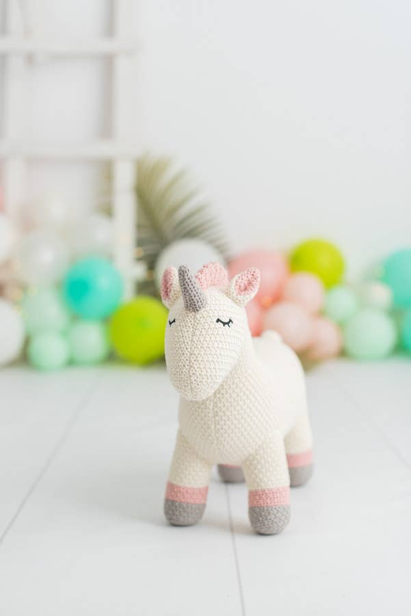 Einhorn-Stofftier aus 100% Baumwolle
